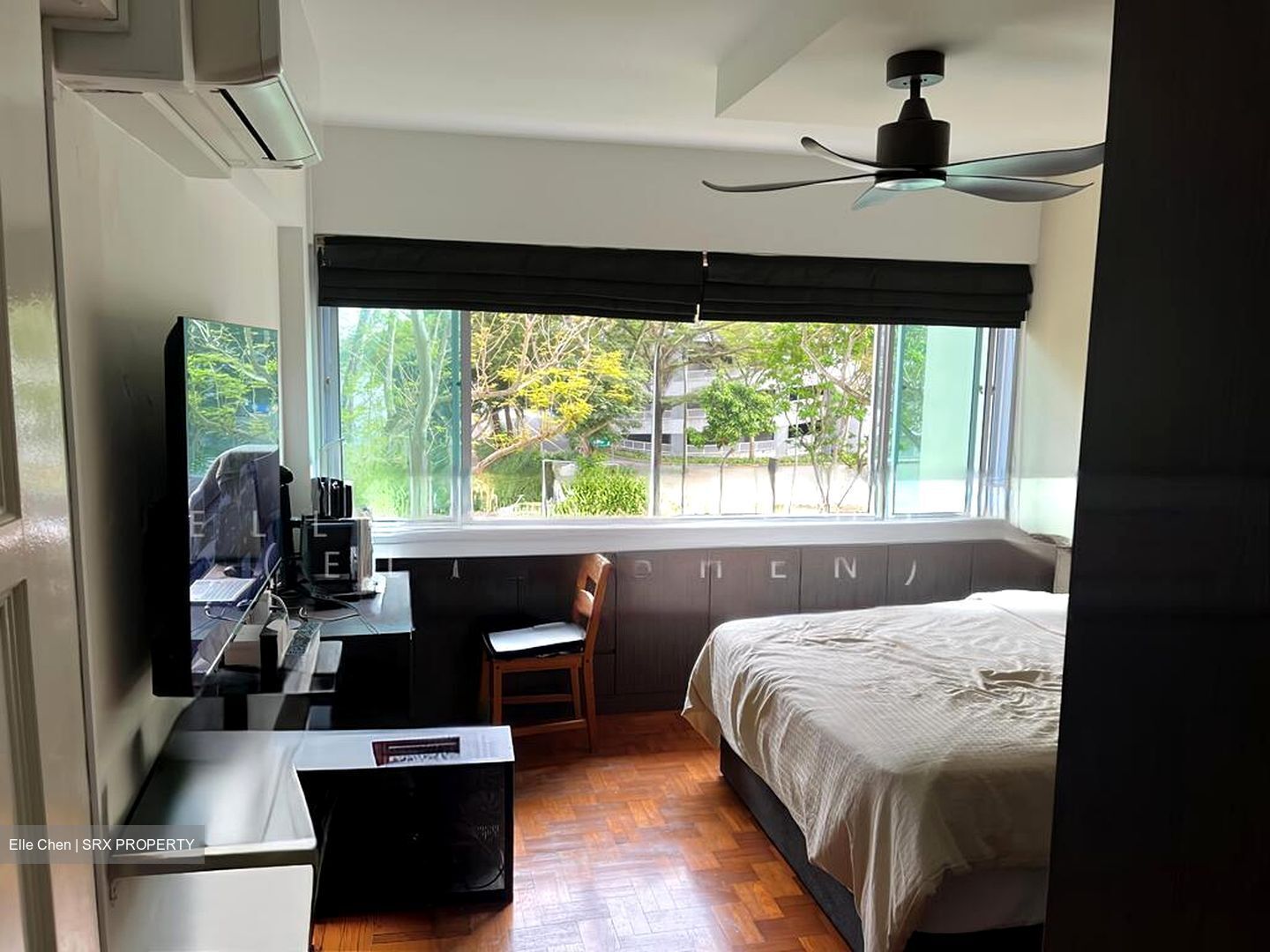 Blk 860 Tampines Parkview (Tampines), HDB Executive #501903001